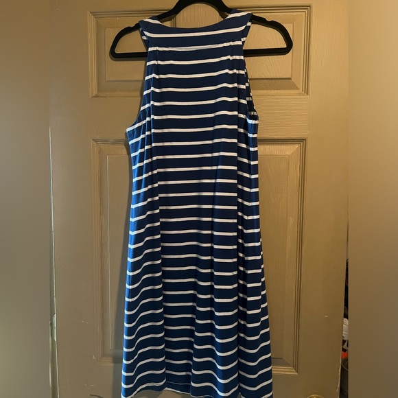 ‼️FINAL PRICE‼️Ladies Naturals sleeveless dress size medium. NWT - Picture 2 of 4